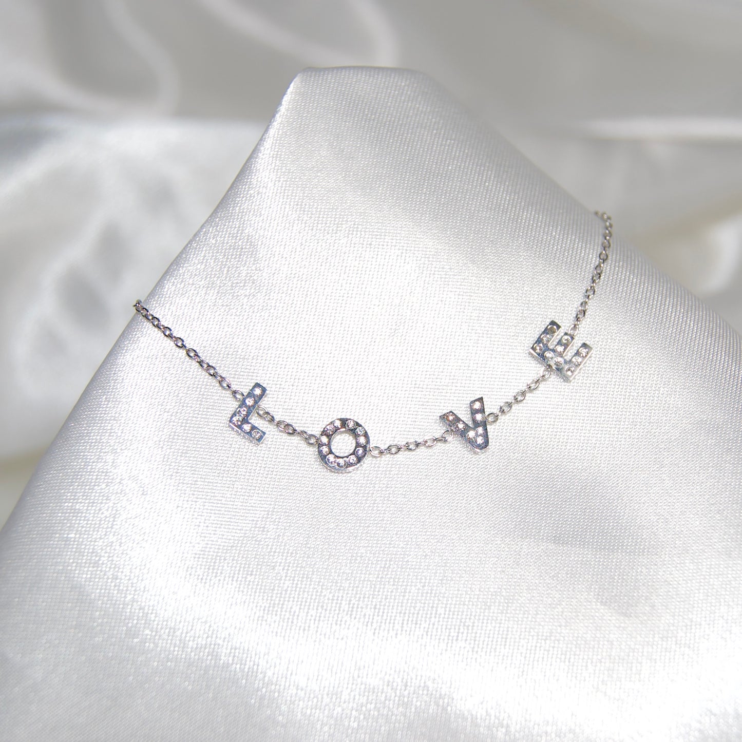 LOVE BRACELET